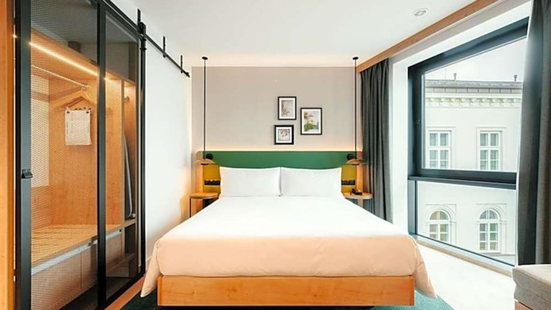 Day room at Hilton Garden Inn Radom.
