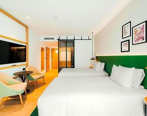 Day room at Hilton Garden Inn Radom.