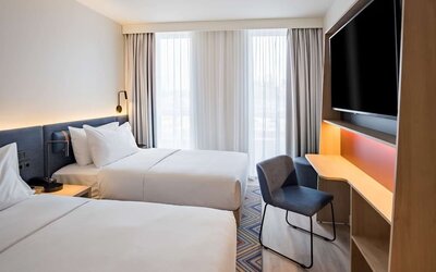 Day room at Hampton By Hilton Riga Airport.