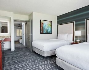 Day room at Embassy Suites By Hilton Orlando Airport.