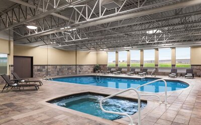 Indoor pool at DoubleTree By Hilton Pointe Claire Montreal Airport West.