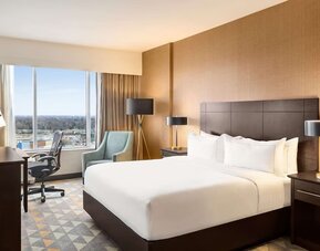 Day room at DoubleTree By Hilton Pointe Claire Montreal Airport West.