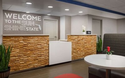 Reception at Hampton Inn By Hilton Fort Lauderdale-Cypress Creek.