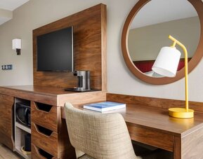 Day room at Hampton Inn By Hilton Fort Lauderdale-Cypress Creek.