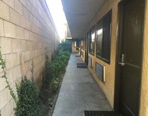 Exterior at Sierra Inn.