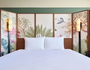 Day room at Pagoda Hotel.