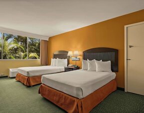 Day room at Airport Honolulu Hotel, Trademark Collection By Wyndham.