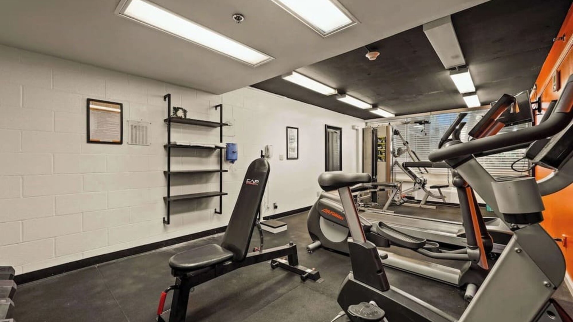 Gym at Airport Honolulu Hotel, Trademark Collection By Wyndham.