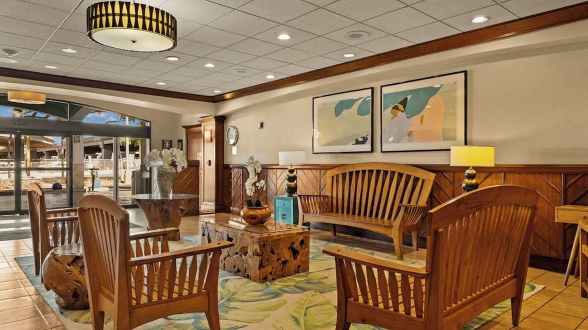 Lobby at Airport Honolulu Hotel, Trademark Collection By Wyndham.