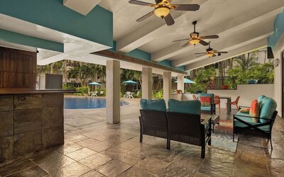 Outdoor pool area at Airport Honolulu Hotel, Trademark Collection By Wyndham.