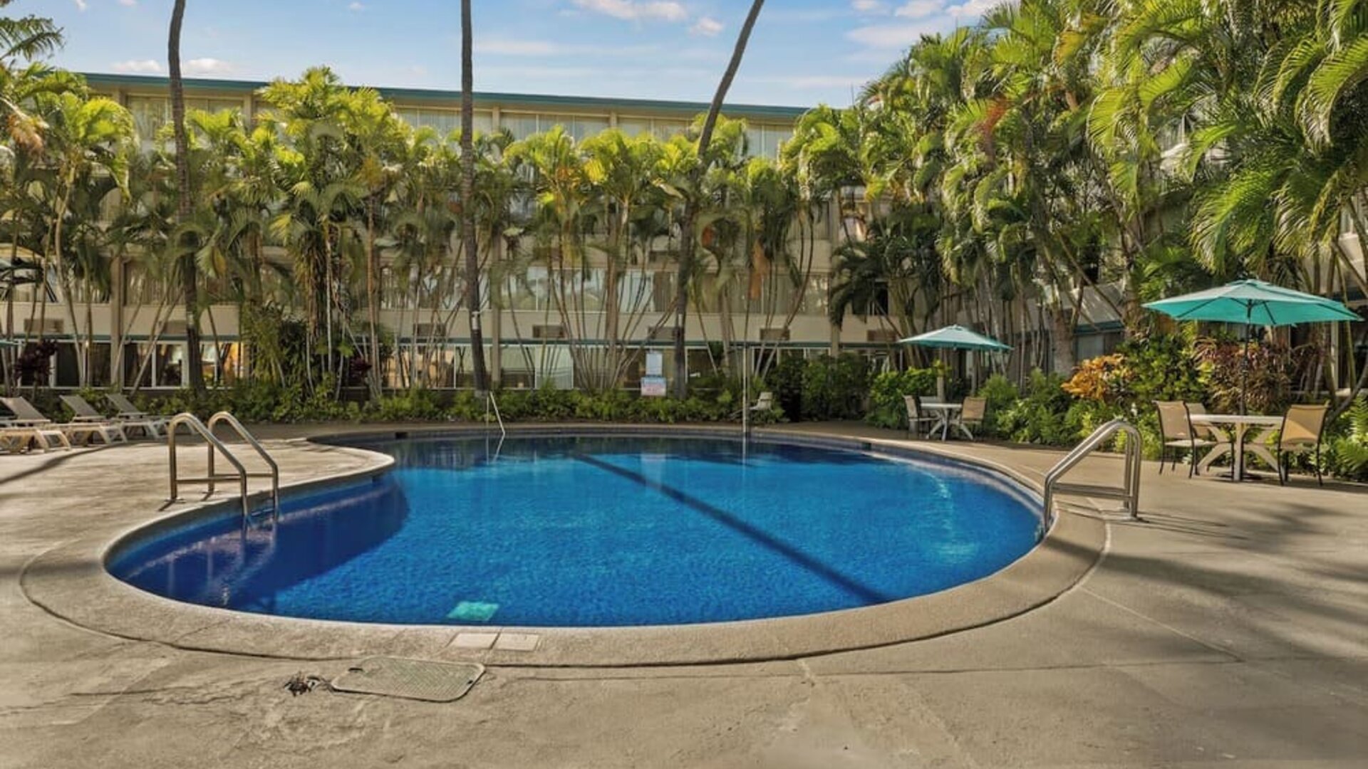 Outdoor pool at Airport Honolulu Hotel, Trademark Collection By Wyndham.