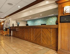 Reception at Airport Honolulu Hotel, Trademark Collection By Wyndham.