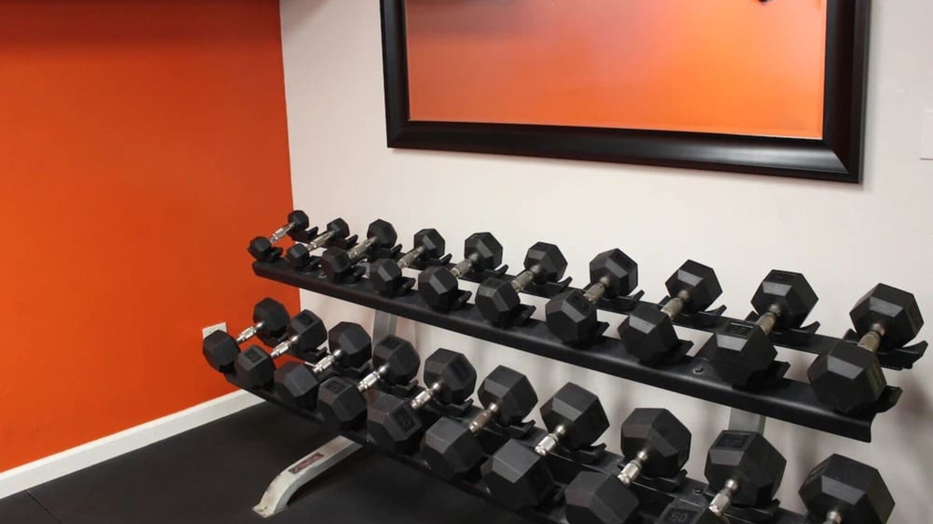 Gym at Airport Honolulu Hotel, Trademark Collection By Wyndham.