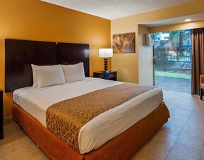 Day room at Best Western The Plaza Hotel Honolulu Airport.