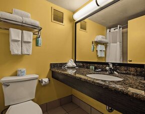 Bathroom at Best Western The Plaza Hotel Honolulu Airport.