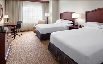 Day room at DoubleTree By Hilton Sunrise.