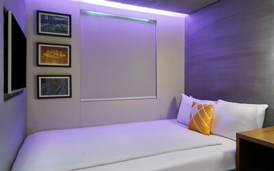 Day room at Four Points Flex By Sheraton Birmingham Jewellery Quarter.