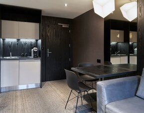 Day room at Four Points Flex By Sheraton Birmingham Jewellery Quarter.