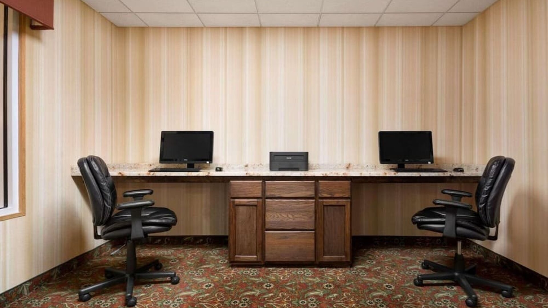 Business center at Country Inn & Suites By Radisson, Norcross, GA.