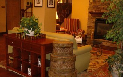 Lobby at Country Inn & Suites By Radisson, Norcross, GA.