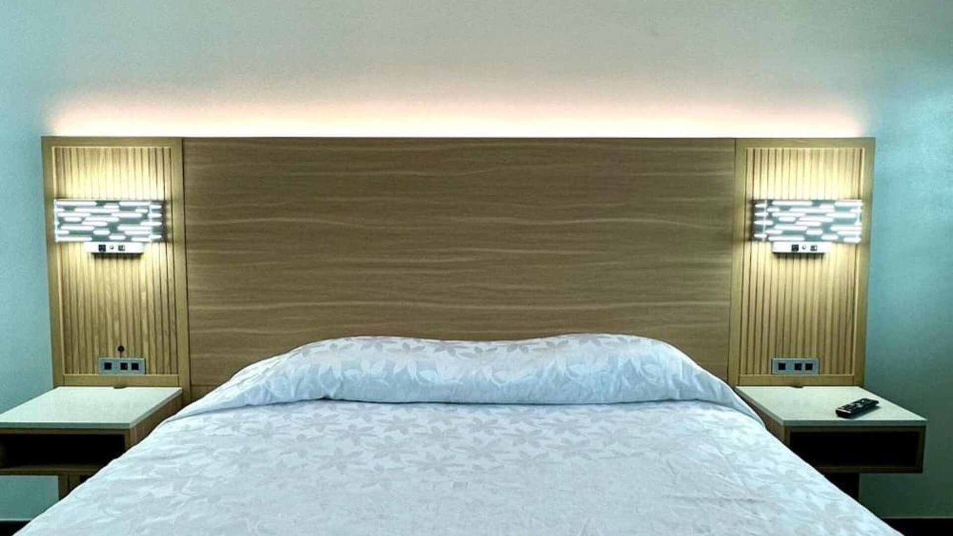 Bathroom at Nubell Motel.