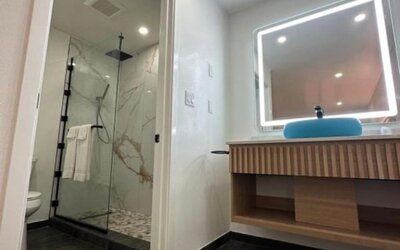 Bathroom at Nubell Motel.