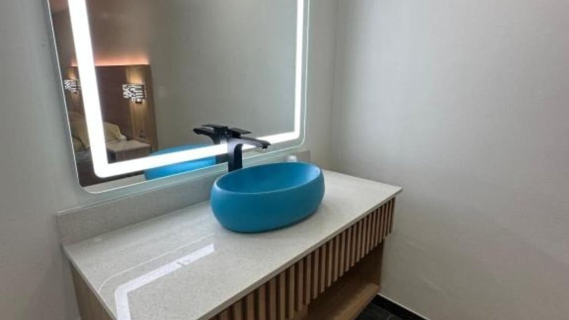 Bathroom at Nubell Motel.