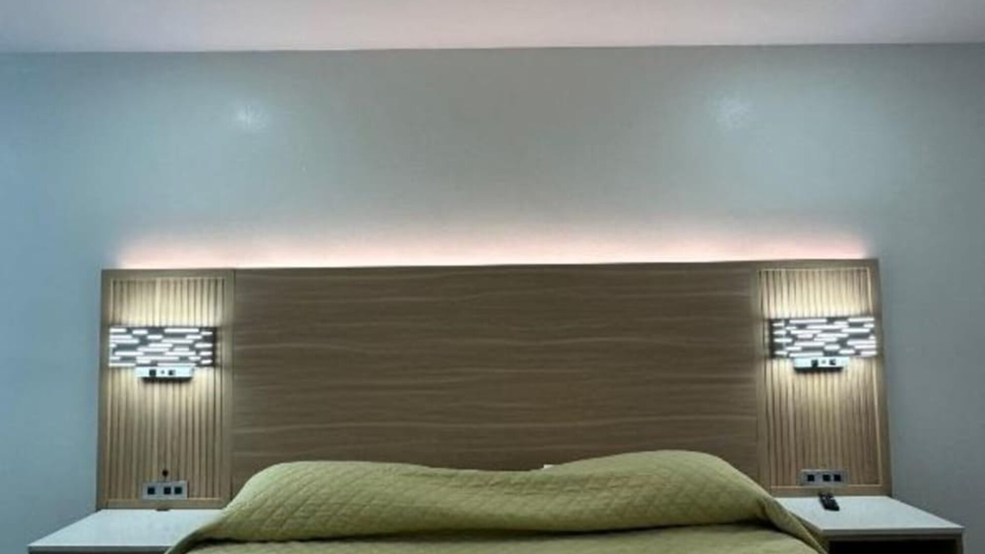 Day room at Nubell Motel.