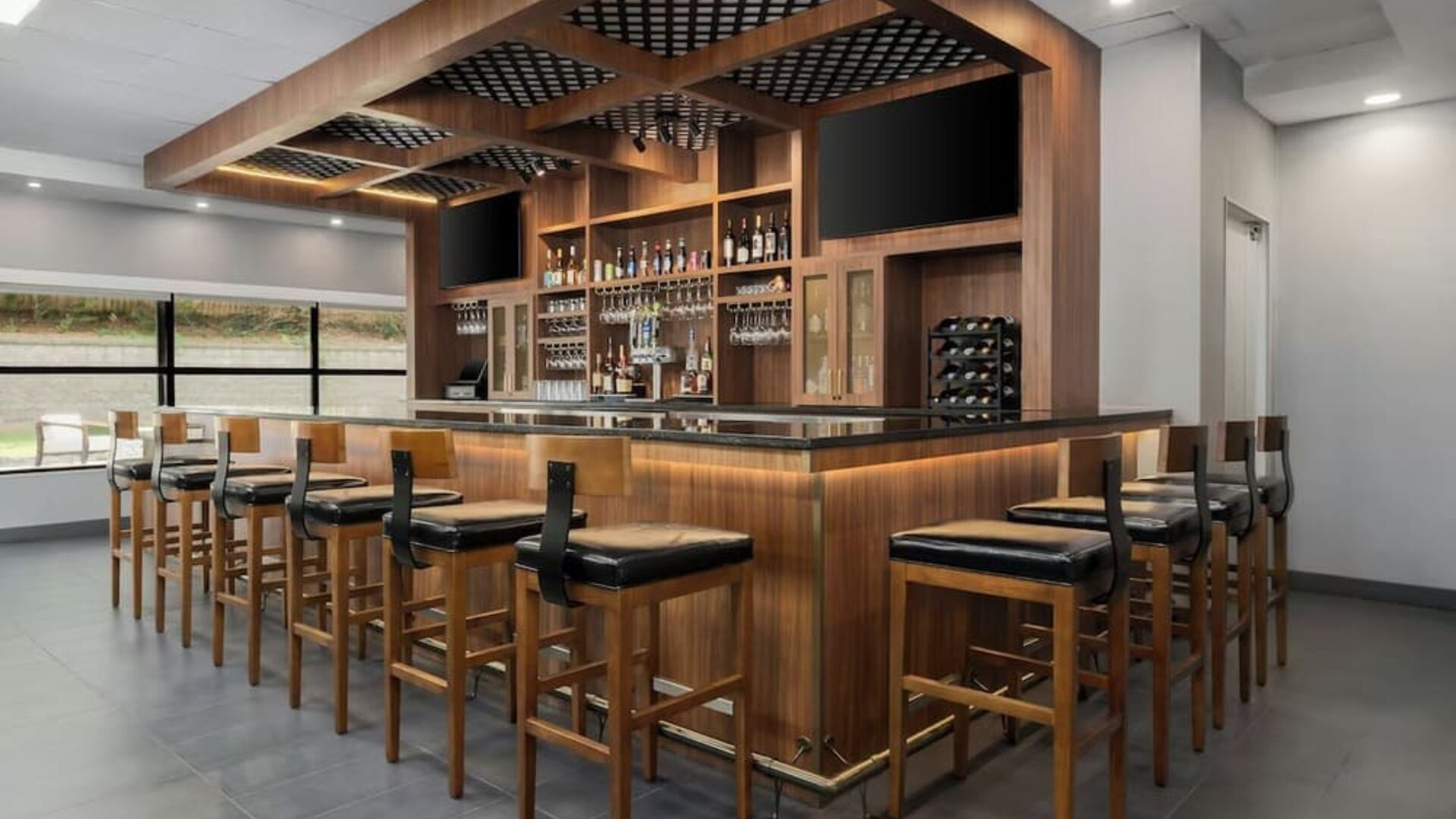 Bar at Four Points By Sheraton College Park Atlanta Airport.