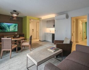 Day room at Kaimana Beach Hotel.