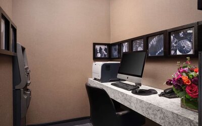 Fully equipped business center to meet your work needs at Hilton Fashion District.