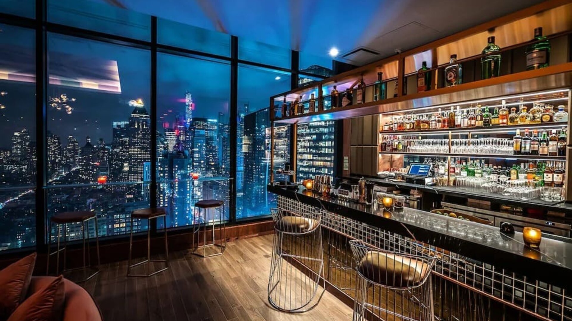 Rooftop bar overlooking the city at Aliz Hotel Times Square.