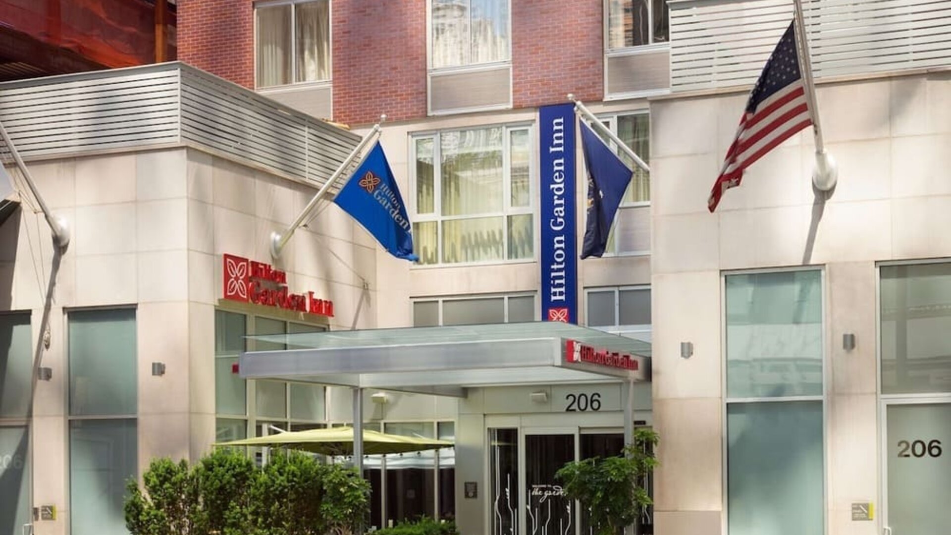 Entrance view of Hilton Garden Inn Midtown East..