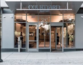 Exterior view of Courtyard By Marriott Long Island City/New York Manhattan View.