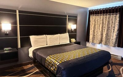 Day use room at Coratel Inn & Suites By Jasper Hastings.