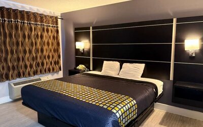 Day use room at Coratel Inn & Suites By Jasper Hastings.