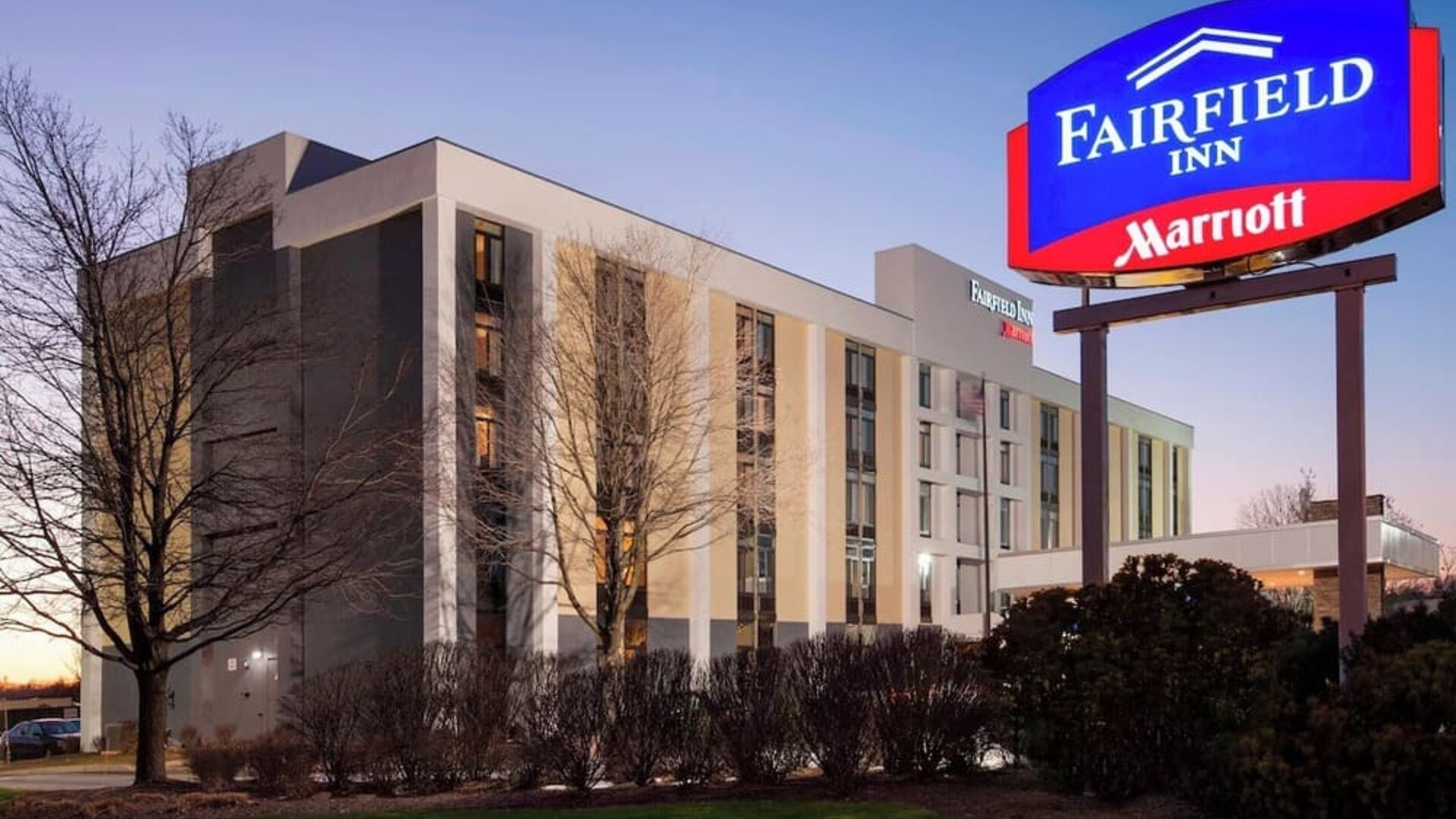 Exterior view of Fairfield Inn East Rutherford Meadowlands.
