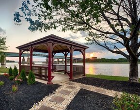 Outdoor grounds at Red Roof Inn PLUS+ Secaucus - Meadowlands - NYC