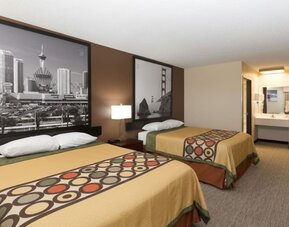 Day room at Coratel Inn And Suites By Jasper Wichita North.