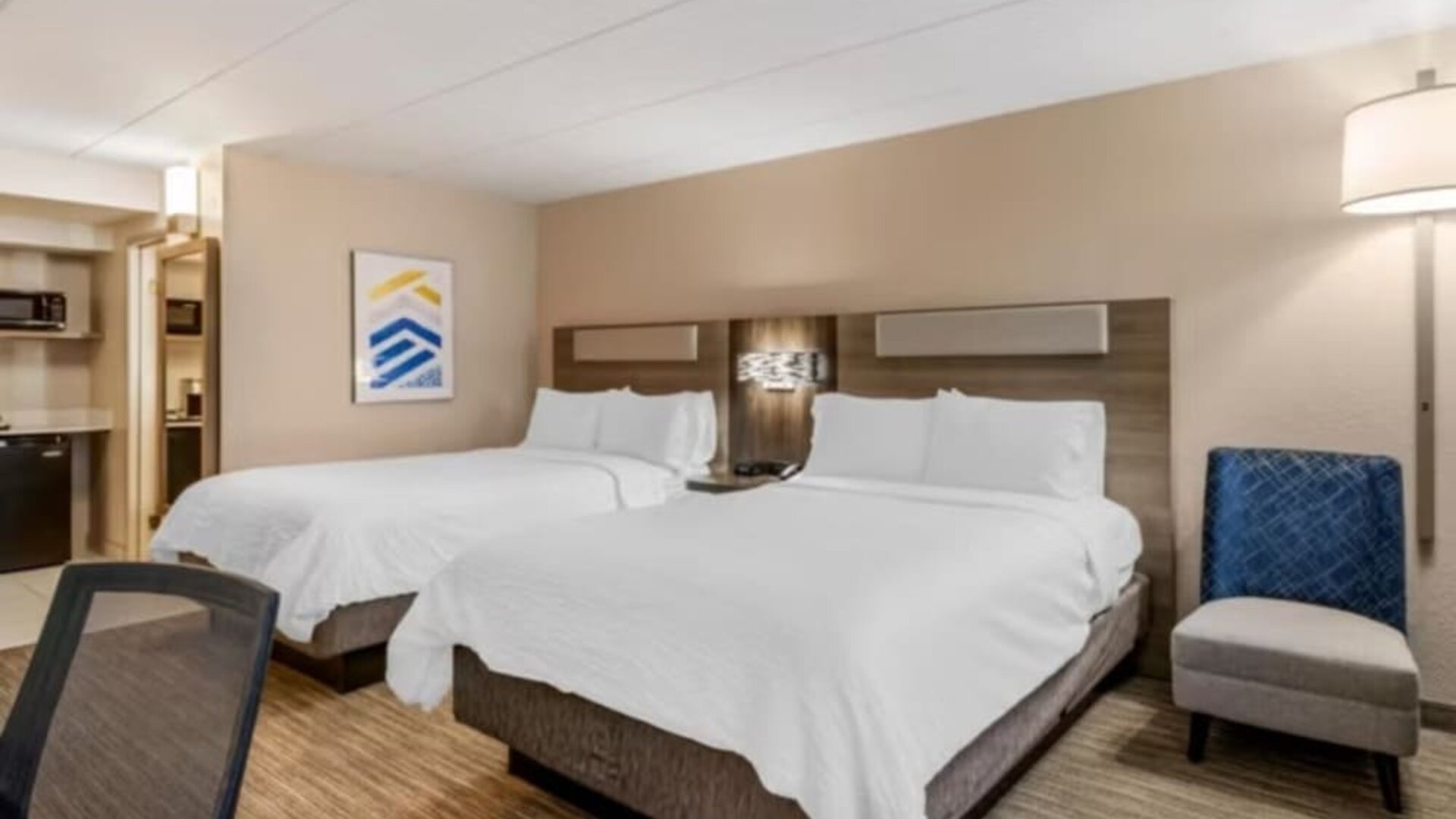 Day use room at Holiday Inn Express Chicago - Downers Grove.