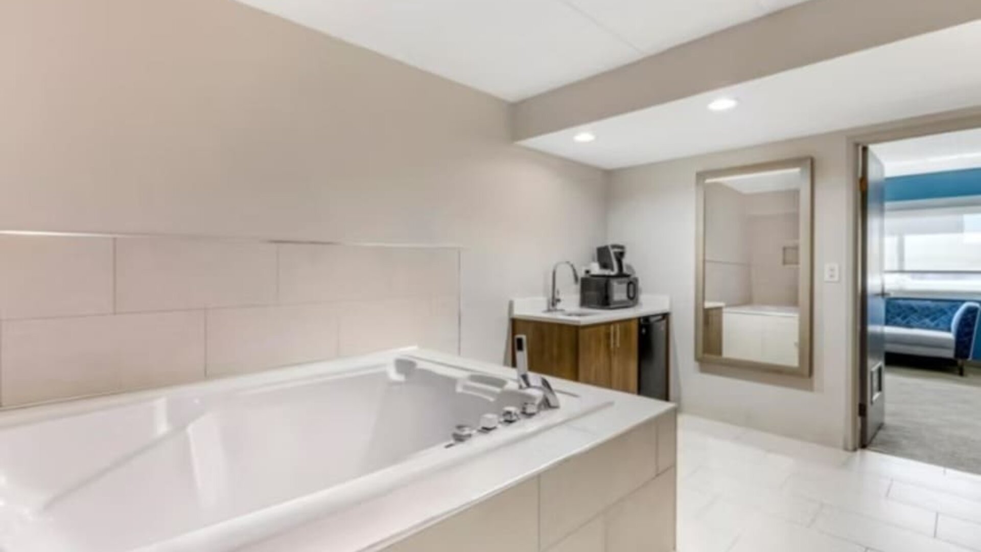 Guest bathroom at Holiday Inn Express Chicago - Downers Grove.