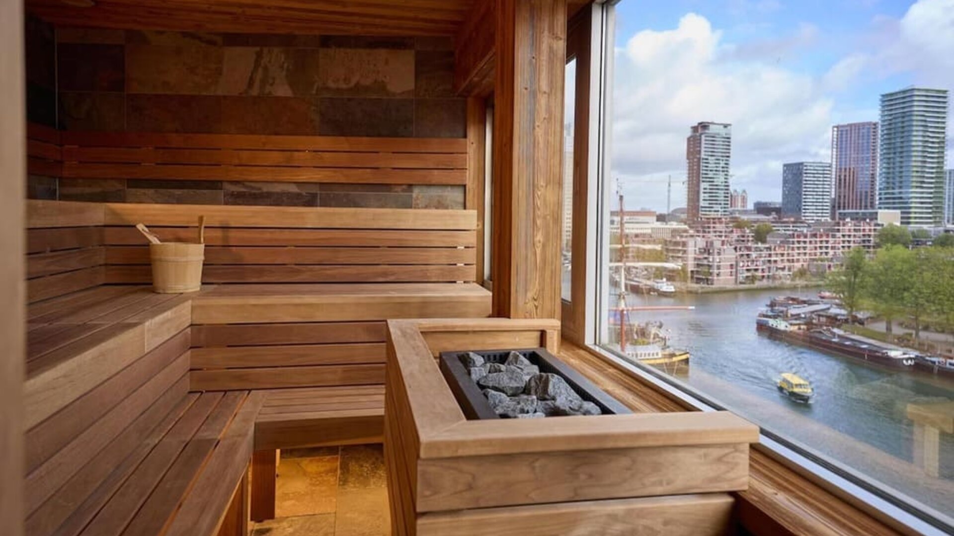 Spa and sauna available at Haven Hotel Rotterdam.