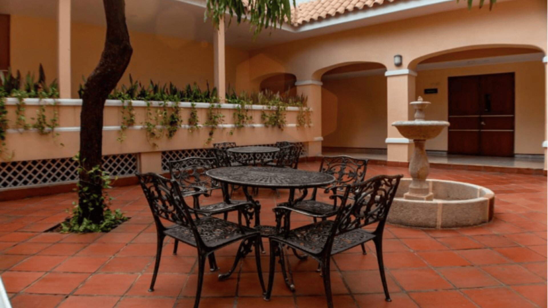 Hotel Arizona Suites