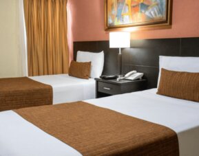 Hotel Arizona Suites