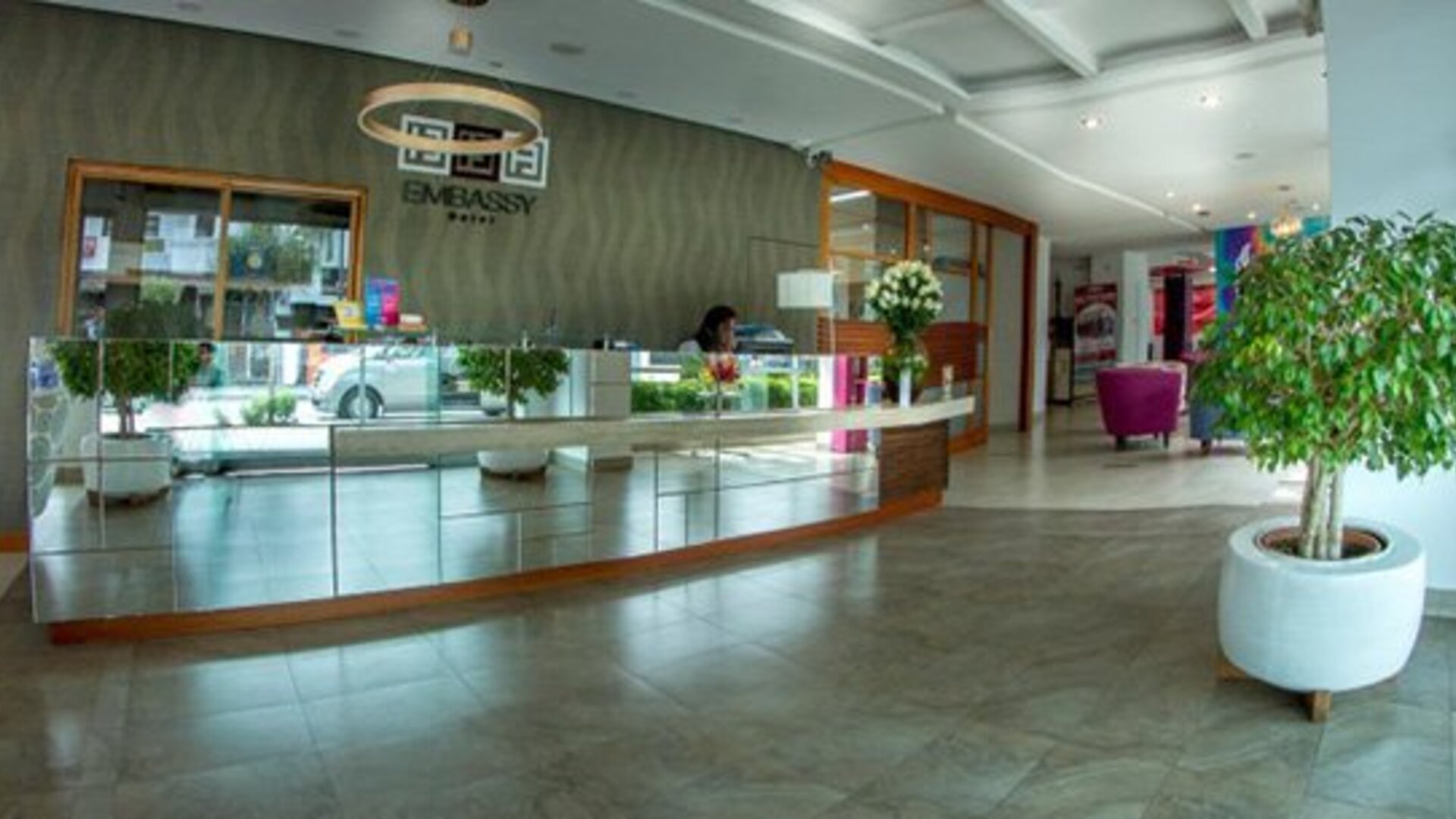 Hotel Embassy-Quito