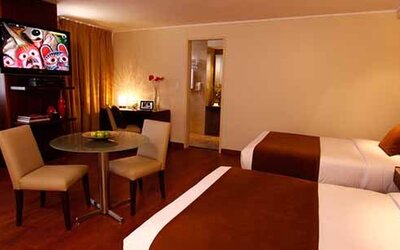 Hotel Reina Isabel