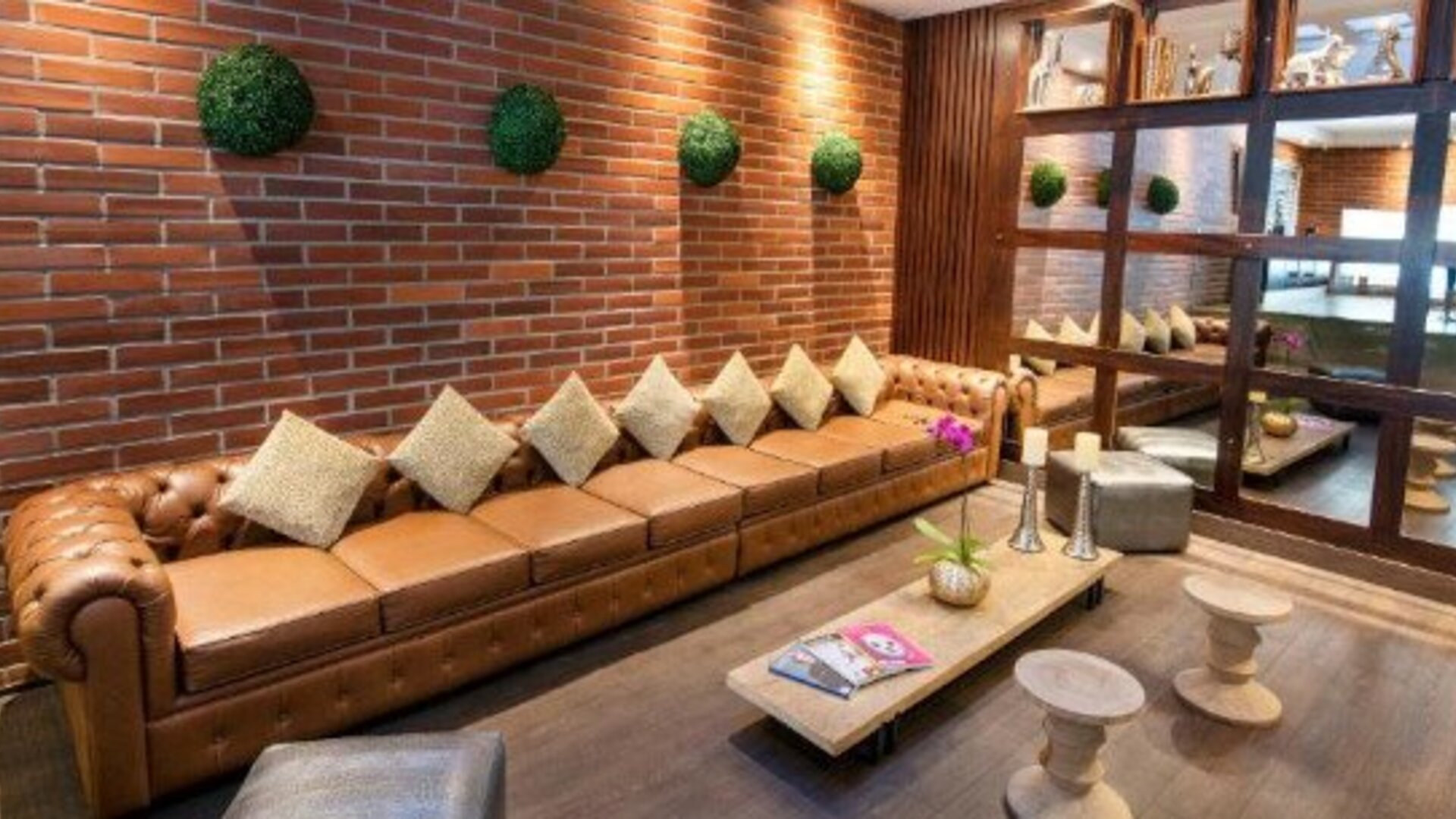 Hotel Reina Isabel