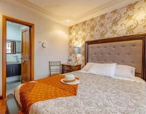 Hotel Azul De La Plaza By Chat Noir