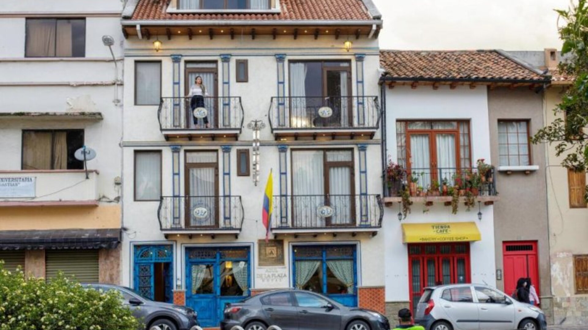 Hotel Azul De La Plaza By Chat Noir
